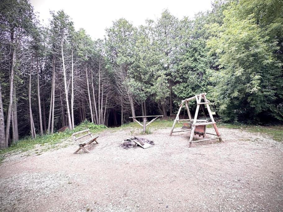 Cottage Retreat On 11 Acres Flesherton Dış mekan fotoğraf